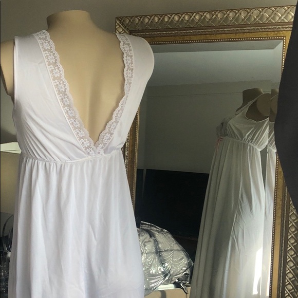 VTG Nylon Sleeveless Long Nightgown - Picture 2 of 4